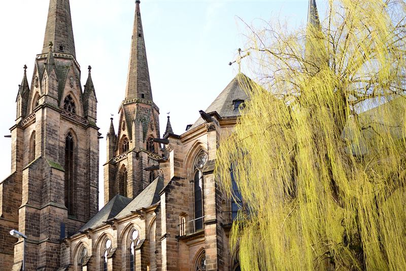 Türme der Elisabethkirche in Marburg